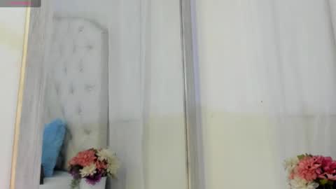 Snapshot of kamila_arias chatting on 02.12.25    online show from 02.12.25