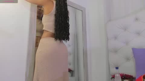    online show from 11.04.25