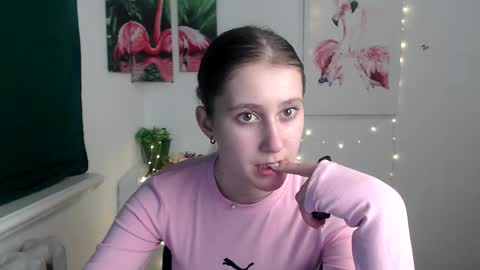 kamilla_love_ online show from 11.18.25