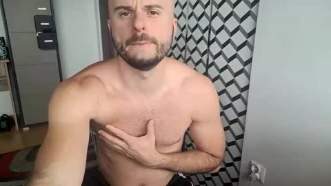 Snapshot of kamiloss__of chatting on 09.19.25 kamiloss__of online show from 09.19.25