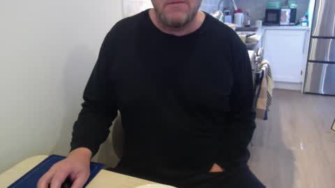 Snapshot of kanadians chatting on 01.11.26 Cam with Me Vixens DM me online show from 01.11.26