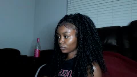 Twitter - Kandie Monaee online show from 07.01.26
