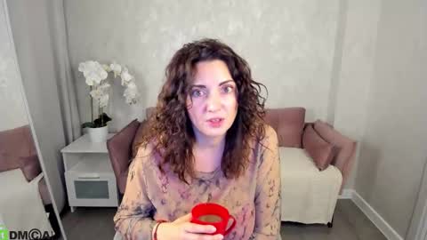 Snapshot of kandy_balls chatting on 10.20.25 kandy_balls online show from 10.20.25