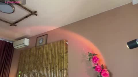 Snapshot of kannarizz chatting on 10.28.25 kannarizz online show from 10.28.25