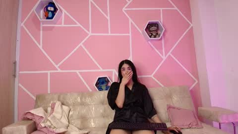 Snapshot of kaoriille chatting on 01.21.25 kaoriille online show from 01.21.25