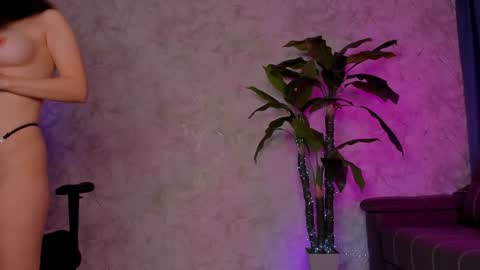 Snapshot of kaow65 chatting on 02.26.25 Emma online show from 02.26.25