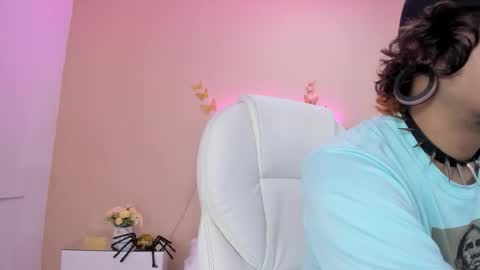 Snapshot of kaoz_23_ chatting on 10.19.25 KaoZ  Goeth online show from 10.19.25