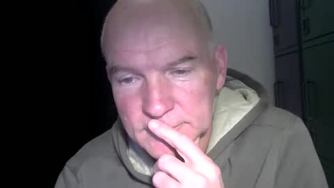 Robbie online show from 11.14.25