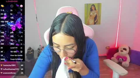 karely_sweet_ online show from 03.01.25