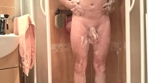 Snapshot of karen083 chatting on 10.25.25 karen083 online show from 10.25.25