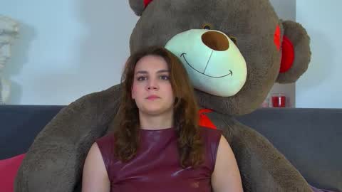 Karen online show from 09.19.25