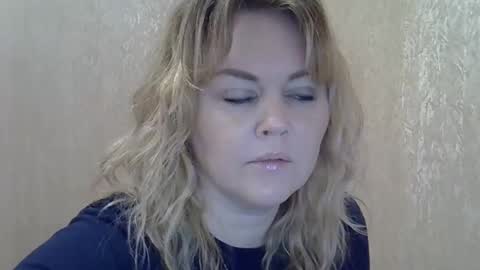 karennelsonx online show from 12.05.24