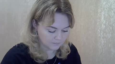 karennelsonx online show from 12.14.24