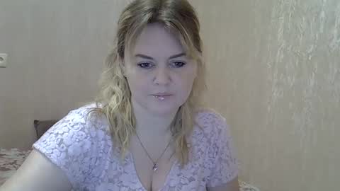 karennelsonx online show from 12.17.24