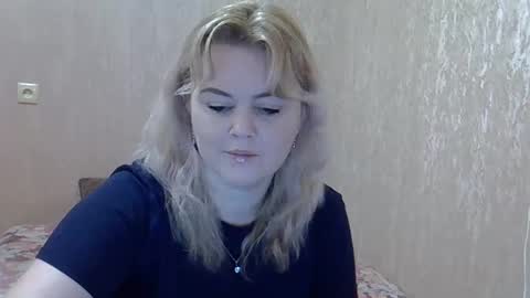 karennelsonx online show from 01.05.25