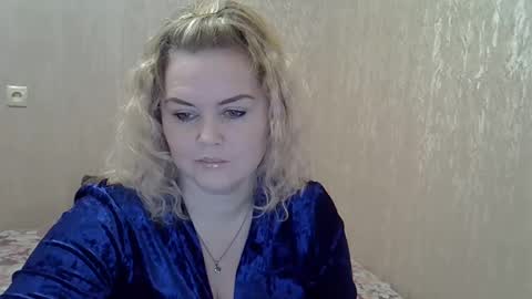 karennelsonx online show from 01.10.25