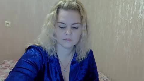 karennelsonx online show from 01.10.25