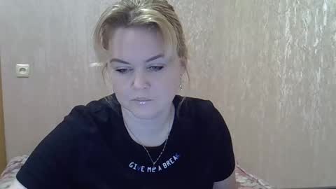 karennelsonx online show from 01.18.25