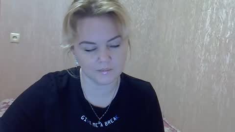 karennelsonx online show from 01.18.25