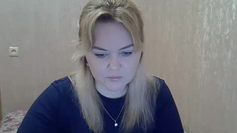 karennelsonx online show from 02.04.25