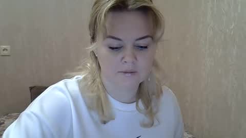 karennelsonx online show from 02.09.25