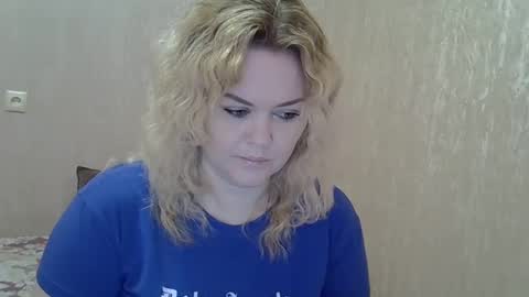 karennelsonx online show from 02.20.25