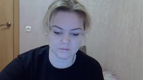 karennelsonx online show from 03.12.25