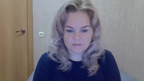 karennelsonx online show from 09.14.25