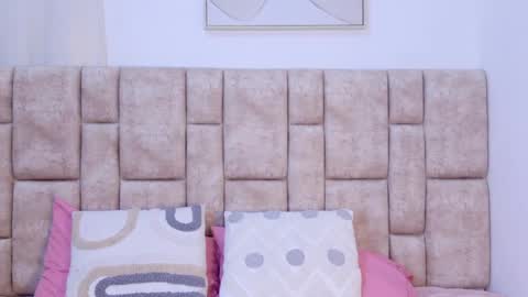 kariina_wong online show from 11.26.25