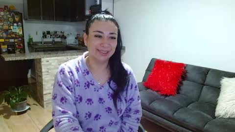 karime lee online show from 04.10.26