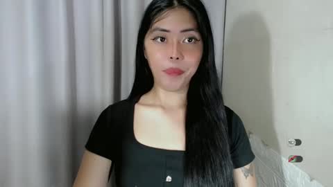 Snapshot of karina_fuckdoll chatting on 02.11.25 I AM BELLE online show from 02.11.25