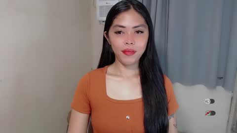Snapshot of karina_fuckdoll chatting on 02.21.25 I AM BELLE online show from 02.21.25