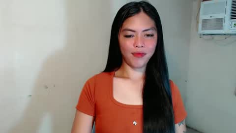 Snapshot of karina_fuckdoll chatting on 03.04.25 I AM BELLE online show from 03.04.25