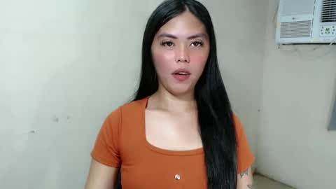Snapshot of karina_fuckdoll chatting on 03.04.25 I AM BELLE online show from 03.04.25