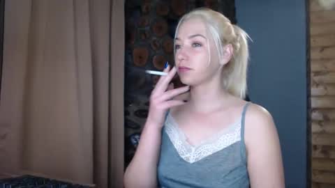 karina online show from 12.15.25