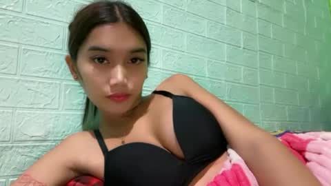 Snapshot of karina_goddess chatting on 06.16.26 karina online show from 06.16.26