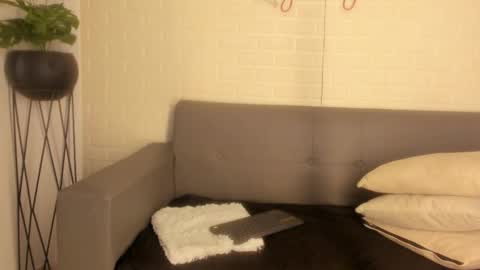 Kari online show from 11.25.25