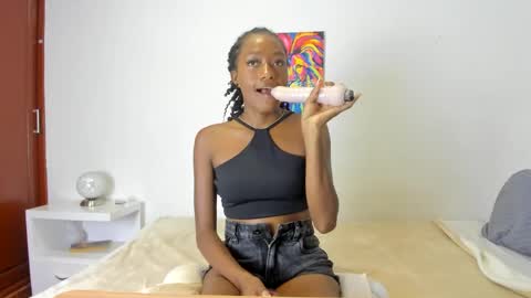 Snapshot of karina_lopez7 chatting on 02.06.25 karina_lopez7 online show from 02.06.25