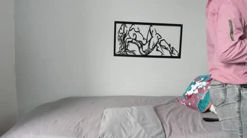 Snapshot of karina_lopez7 chatting on 10.12.25 karina_lopez7 online show from 10.12.25