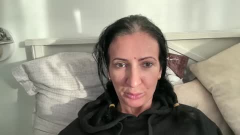 Karina online show from 01.06.25
