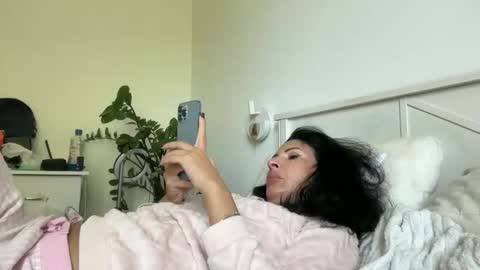 Karina online show from 10.11.25