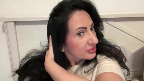 Karina online show from 05.10.26