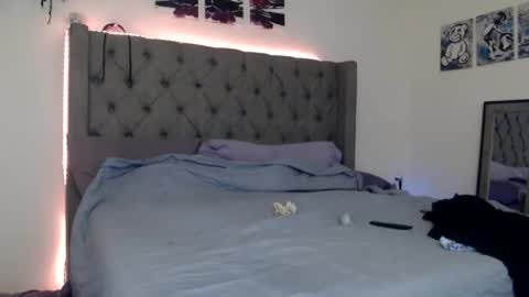 karinakummings online show from 12.21.25