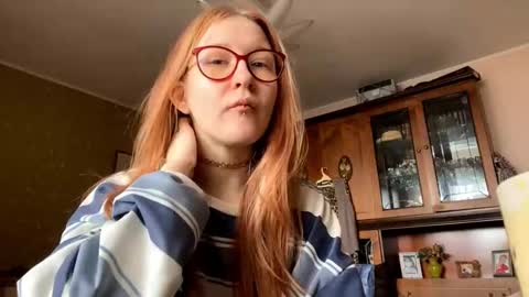 Snapshot of karinamuccia chatting on 03.06.26 Karina online show from 03.06.26