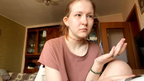 Snapshot of karinamuccia chatting on 04.16.26 Karina online show from 04.16.26