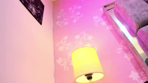 KarinaSimonz online show from 04.06.26