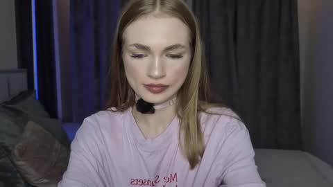 karinchik544 online show from 11.11.25