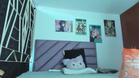 KARINNA  RAVEN online show from 01.17.26