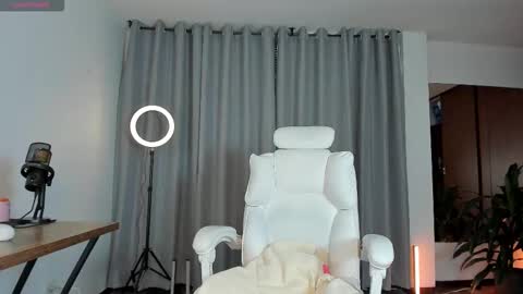 Karin online show from 03.15.26