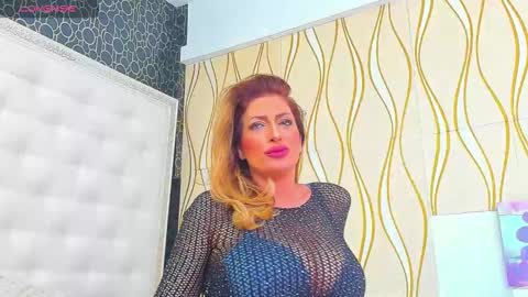 Snapshot of karissia_ chatting on 01.17.25 KARISSIA online show from 01.17.25